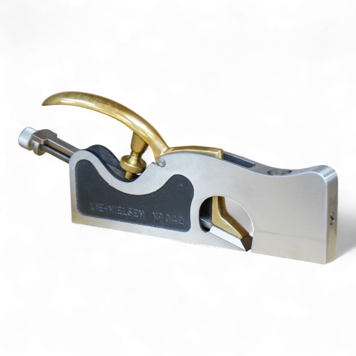 A boxed Lie-Nielsen Toolworks medium shoulder plane (L-N 042) with paperwork